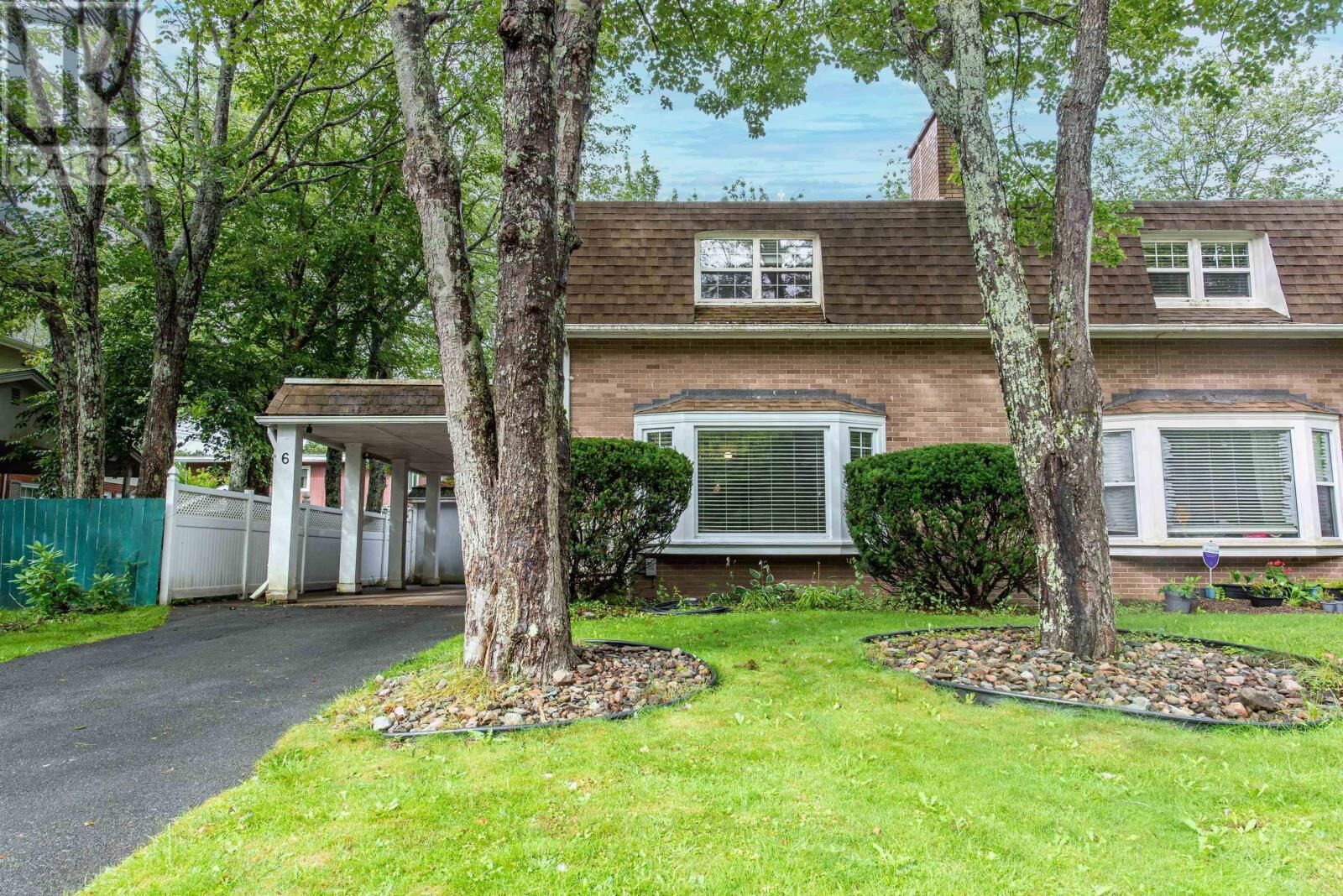 Property Photo: 6 Plateau Crescent NS B3M 2V6