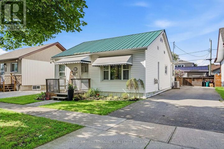 Property Photo: 374 Dieppe Street ON L3B 4V4