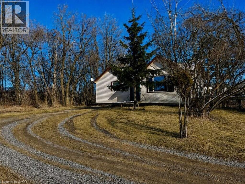 Property Photo: 2780 Highway 35 South ON K9V 4R4