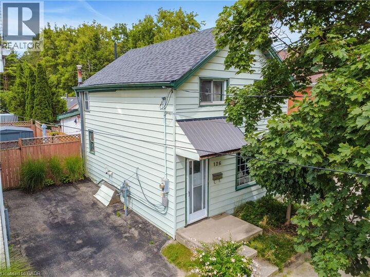 Property Photo:  126 Cayuga Street  ON N3S 1X4 