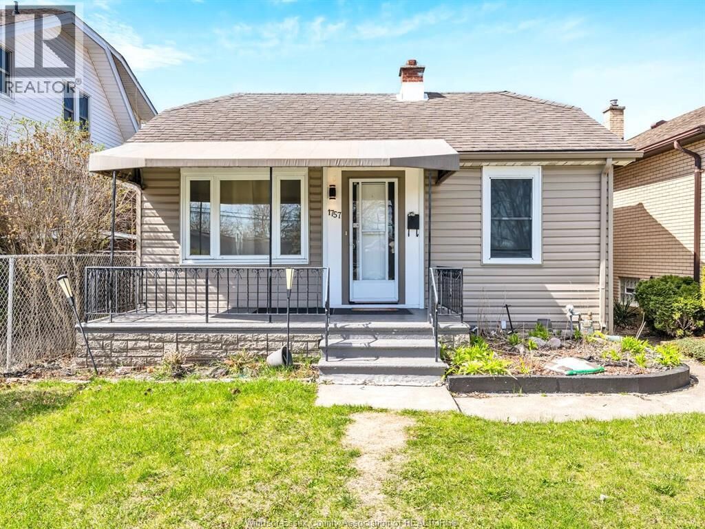 Property Photo: 1757 Pierre Avenue ON N8X 4P7