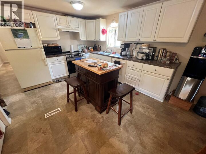 Property Photo:  3969 Broadwater Road 5  BC V1N 4V5 