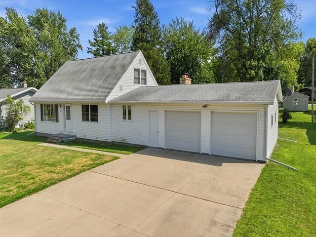 Property Photo:  408 E Grant Street  WI 54449 