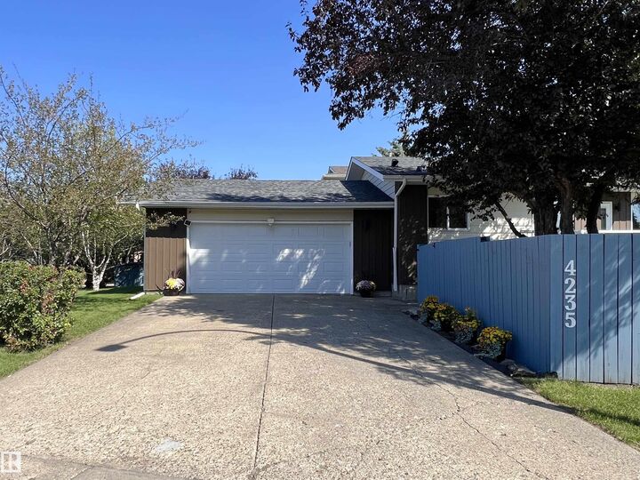 Property Photo: 4235 147 Street NW AB T6H 5V6