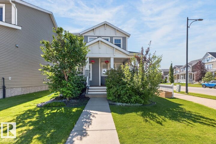 424 Simmonds Way — photo 1