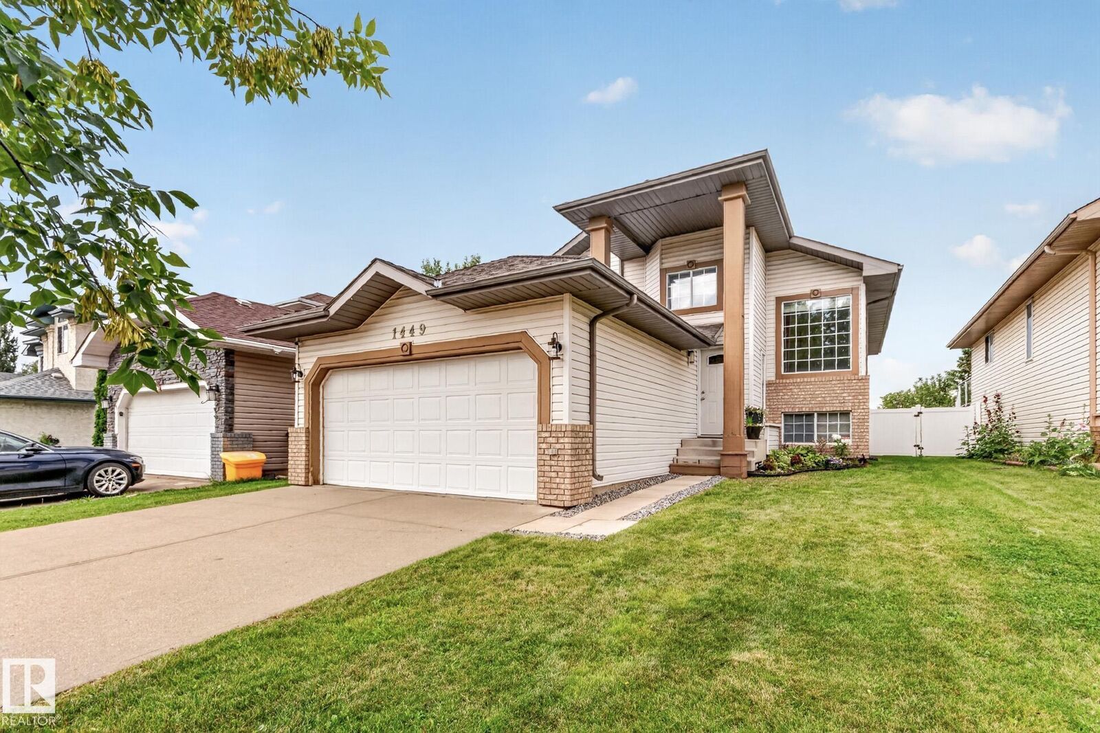Property Photo:  1449 Jefferys Crescent NW  AB T6L 6T3 