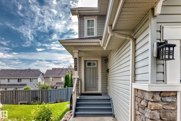 Property Photo: 4904 214 Street NW AB T6M 0K6