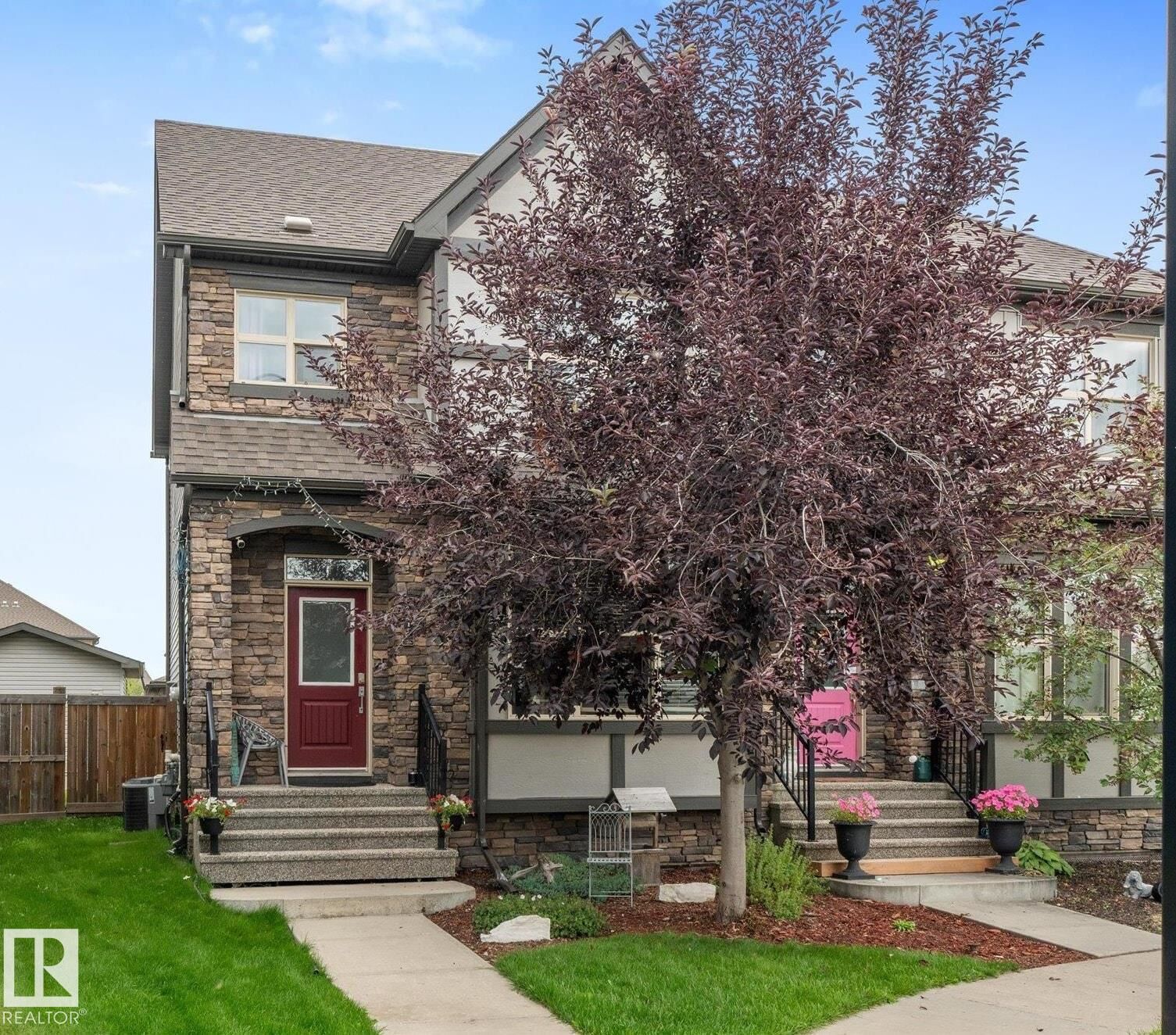 Property Photo:  116 Gilmore Way  AB T7X 0M5 