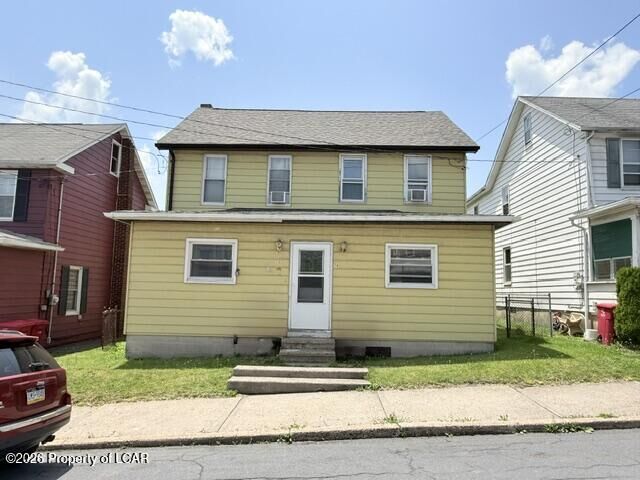 Property Photo:  72 Berwick Street  PA 18216 