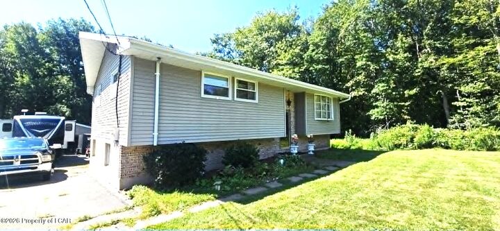 Property Photo:  549 Pardeesville Road  PA 18202 