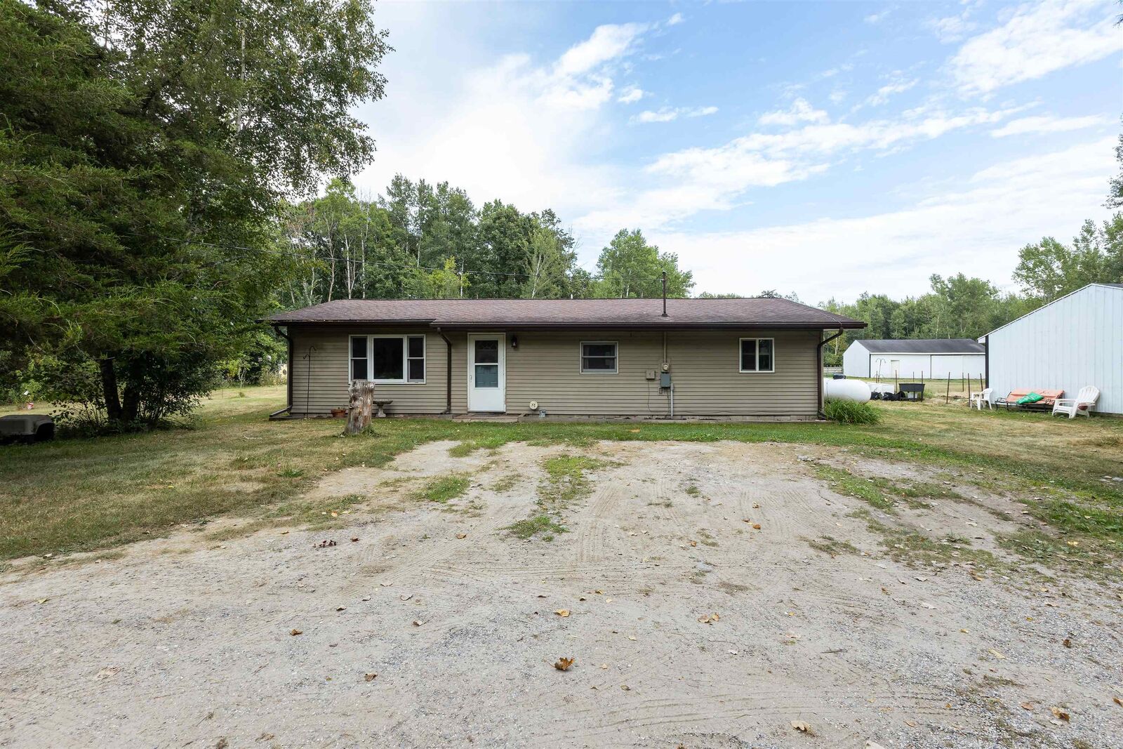 Property Photo:  1675 S 9 1/2 Mi  MI 48640 