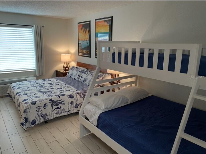 Property Photo: 7150 N Tamiami Trail N420 FL 34243
