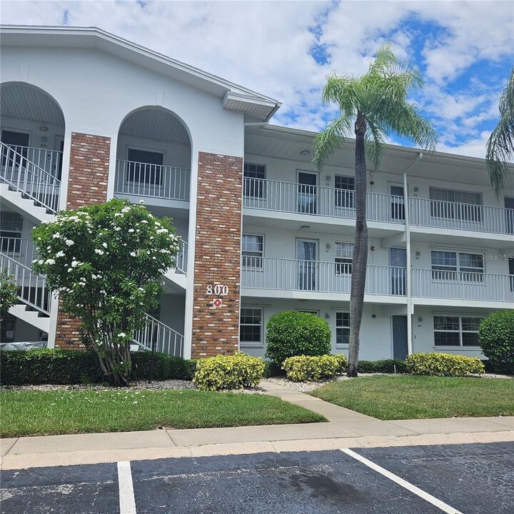 Property Photo:  802 Brandy Wine Drive  FL 33771 