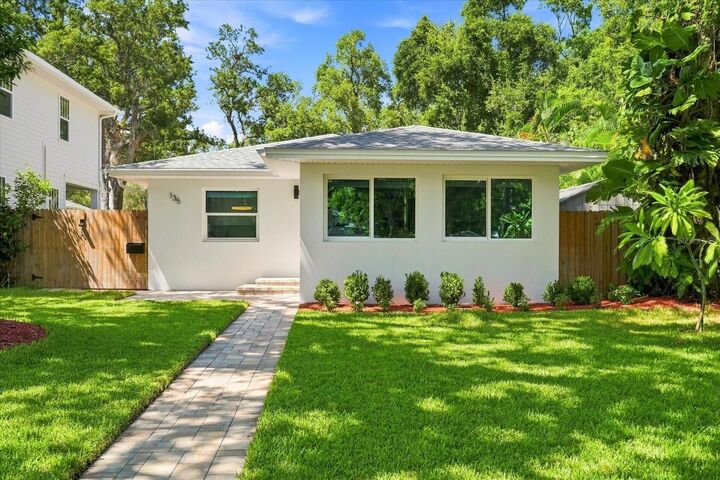 Property Photo: 135 24th Avenue SE FL 33705