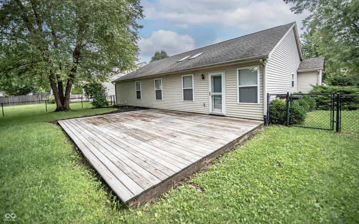 Property Photo: 13246 Golden Ash Court IN 46038