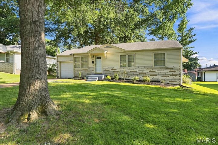 Property Photo:  1540 Fathom Drive  MO 63137 