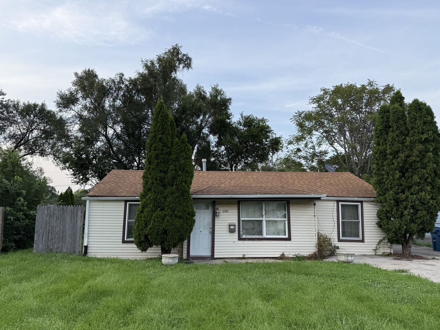 Property Photo:  600 Parker Avenue  IL 60505 
