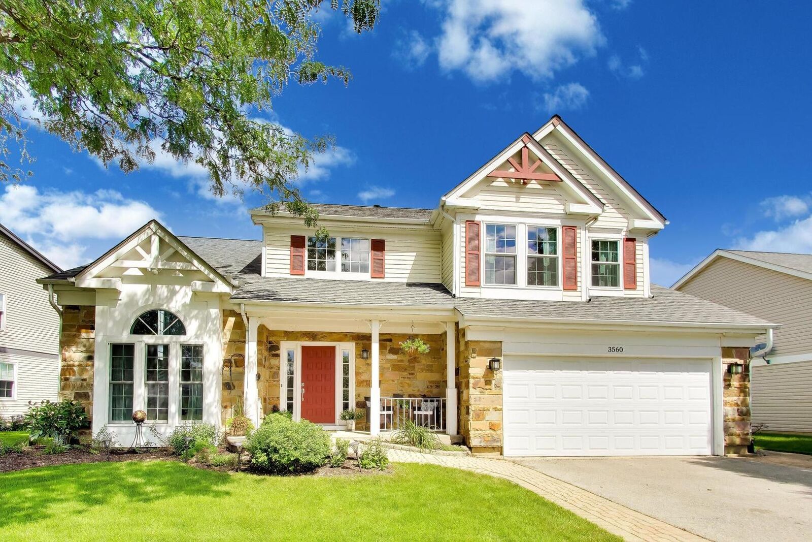 Property Photo: 3560 Gatewood Lane IL 60504