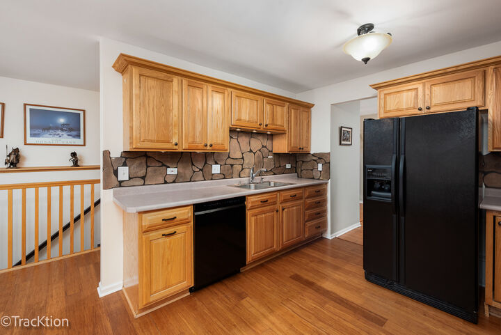 Property Photo: 743 Franklin Street IL 60559