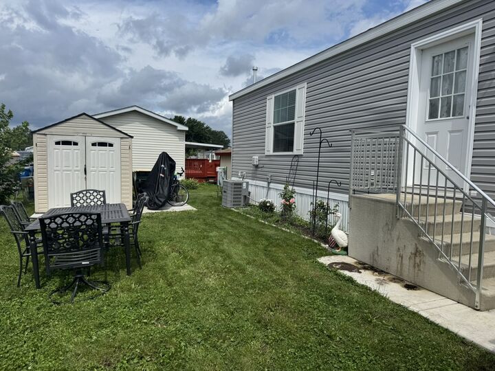 Property Photo: 112 8th Avenue IL 60103