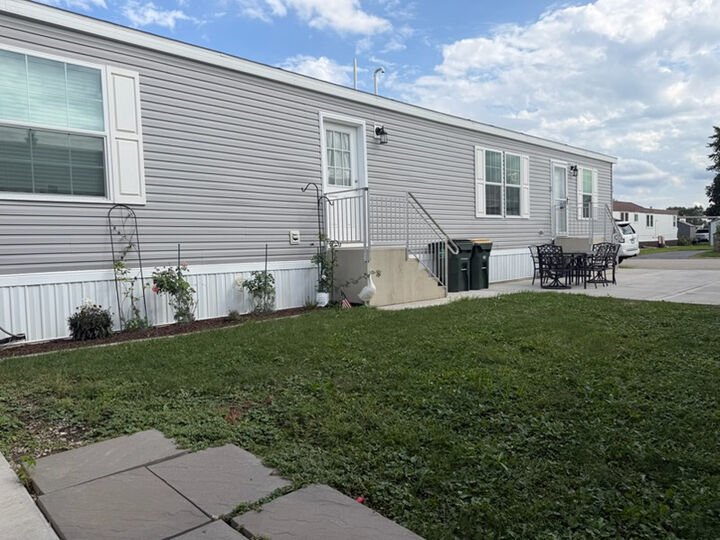 Property Photo: 112 8th Avenue IL 60103