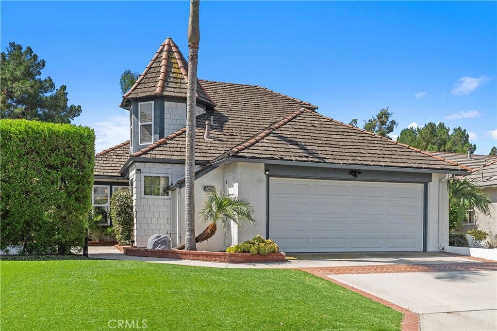 Property Photo: 1036 Henrietta Circle CA 92870