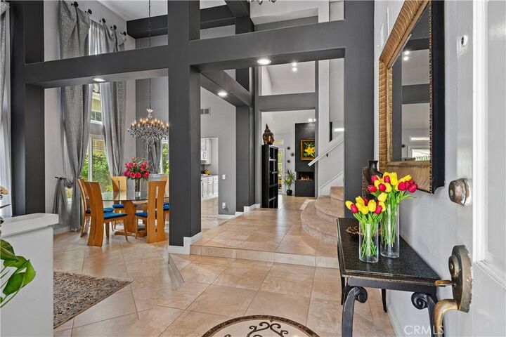 Property Photo:  27 Rosy Finch Ln  CA 92656 