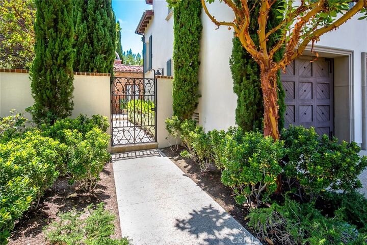 Property Photo: 6 Gentle Breeze CA 92657