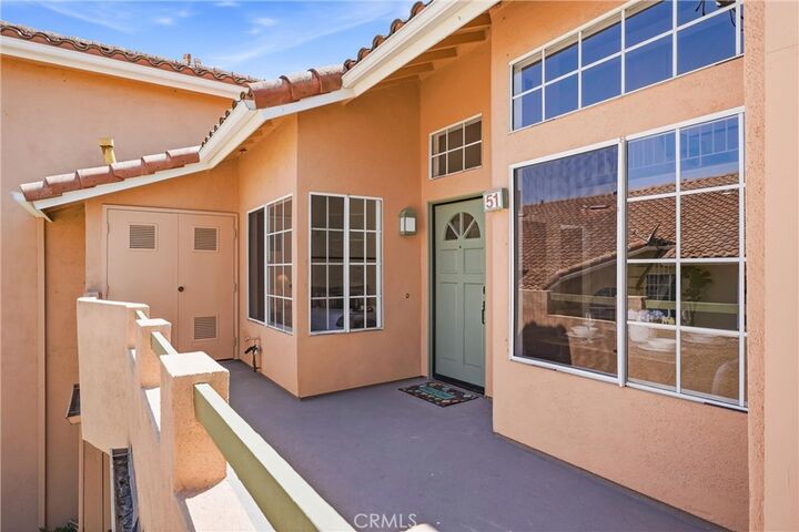 Property Photo: 51 Abrazo Aisle 169 CA 92614