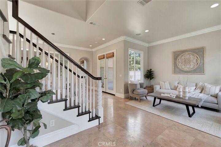 Property Photo:  6572 Beachview Drive  CA 92648 