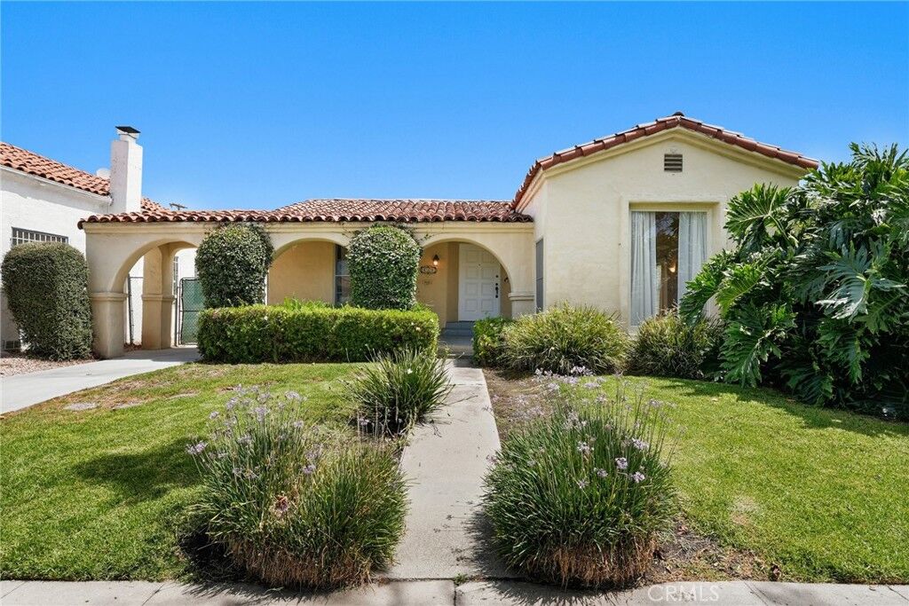 Property Photo: 438 N Martel Avenue CA 90036