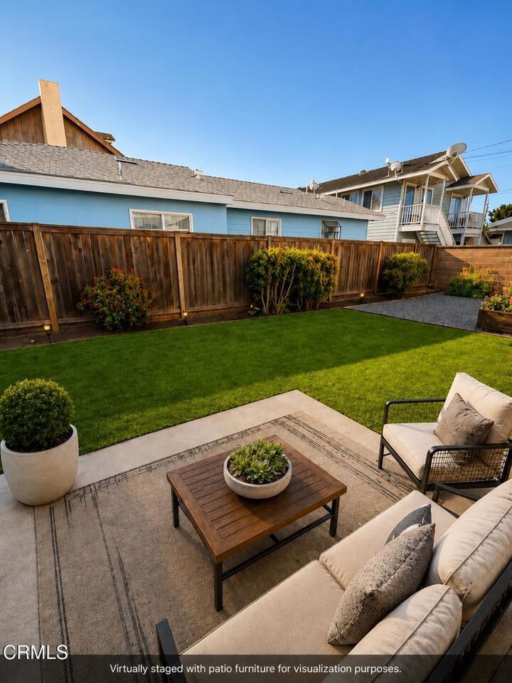 Property Photo: 404 Arcade Drive CA 93003