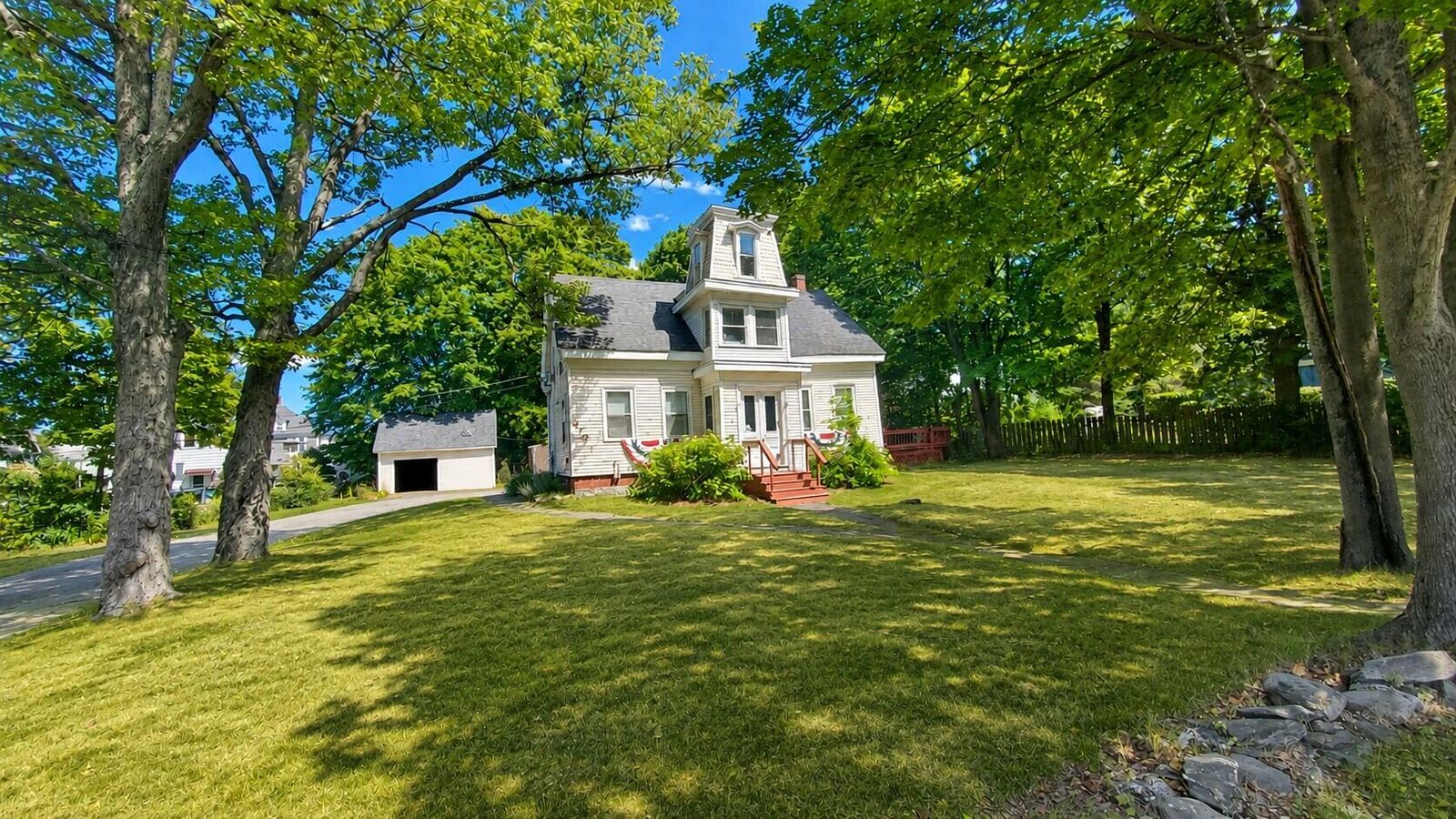 Property Photo: 473 / 475 Union Street ME 04401