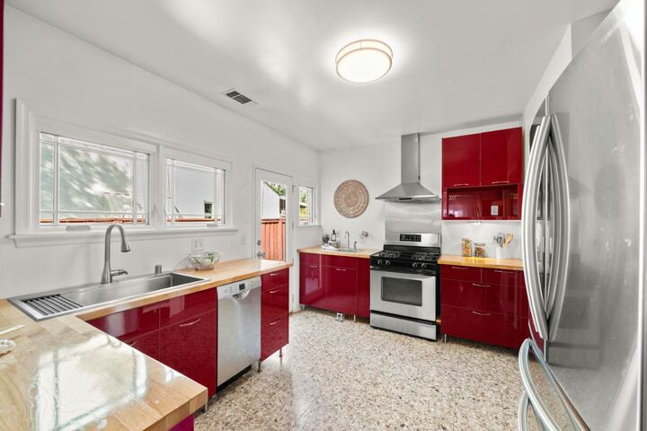 Property Photo: 1617 42nd Street CA 95819