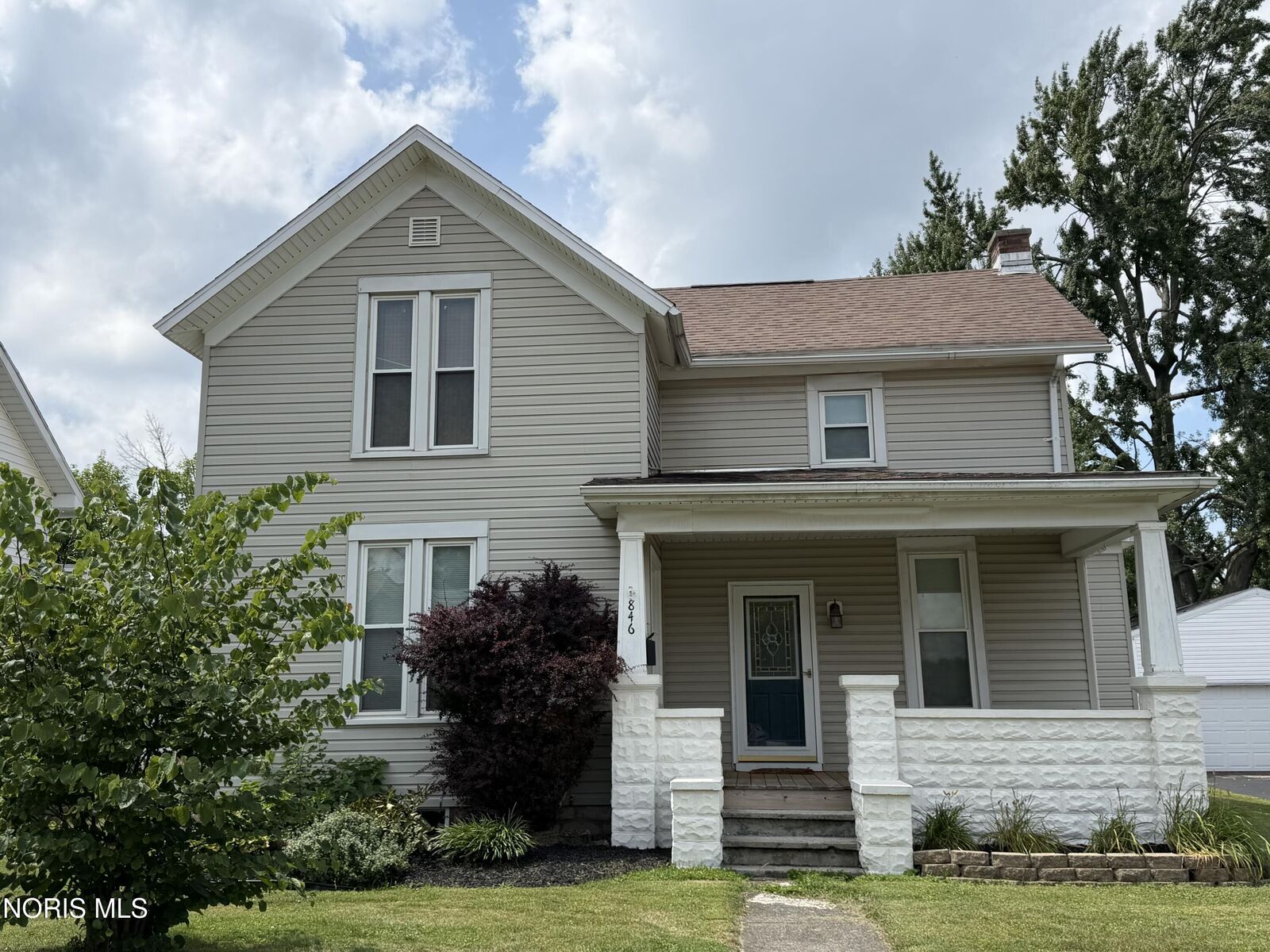 Property Photo:  846 Park Street  OH 45840 