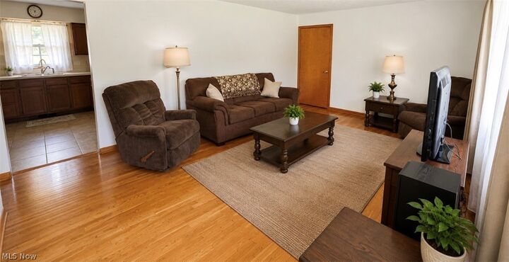 Property Photo: 3302 Brenner Road OH 44203