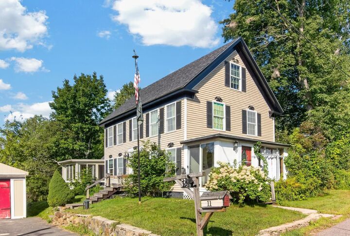 Property Photo: 11 Old Towne Road NH 03457