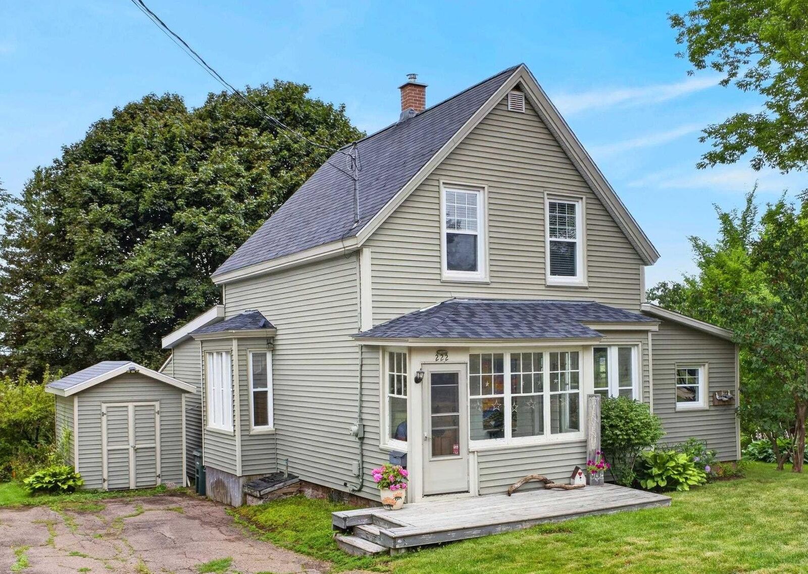 Property Photo: 222 Victoria Street E NS B4H 1Y9