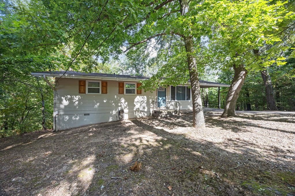 Property Photo:  5 Douglas Circle  AR 72715 