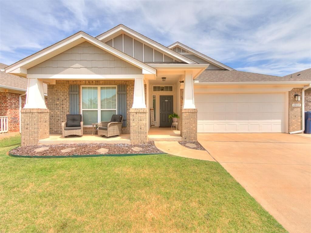 Property Photo: 6809 NW 155th Street OK 73013