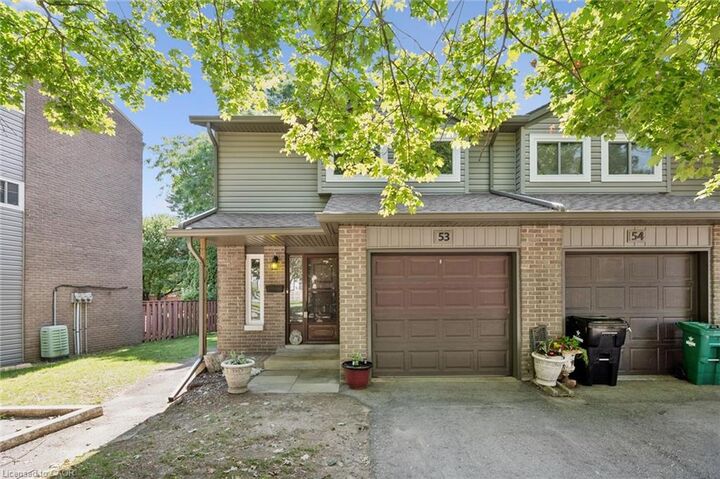 46 Cedarwoods Crescent 53 — photo 1