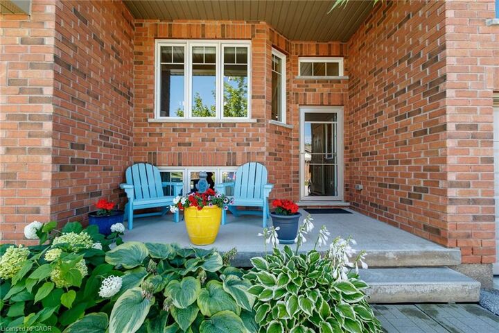 Property Photo: 39 Russett Drive ON N4L 0A5