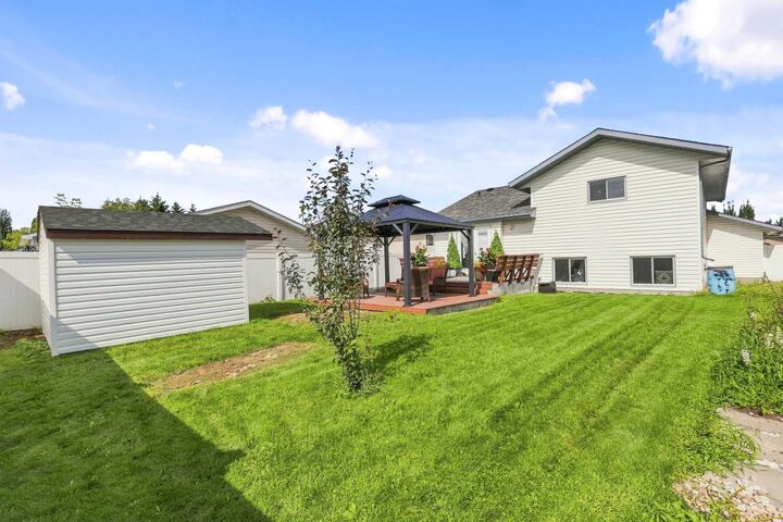 Property Photo: 46 Atkinson Crescent AB T7S 1C6