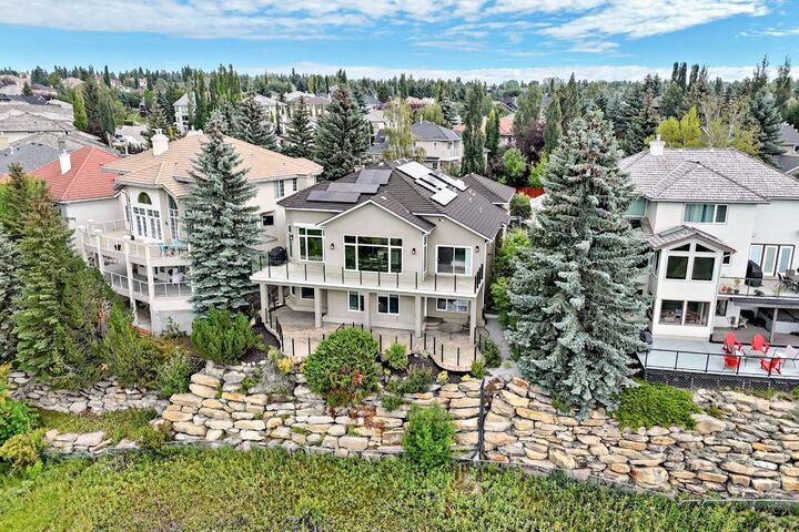 Property Photo: 148 Scenic Ridge Crescent NW AB T3L 1V3