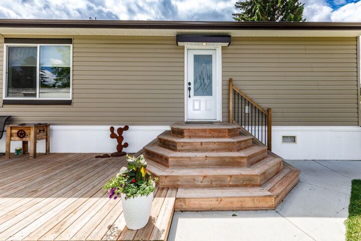 Property Photo:  4705 45 Avenue  AB T0C 0B0 