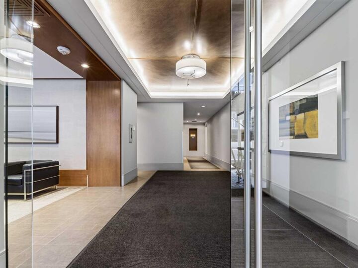 Property Photo: 222 Riverfront Avenue SW 511 AB T2P 0W3