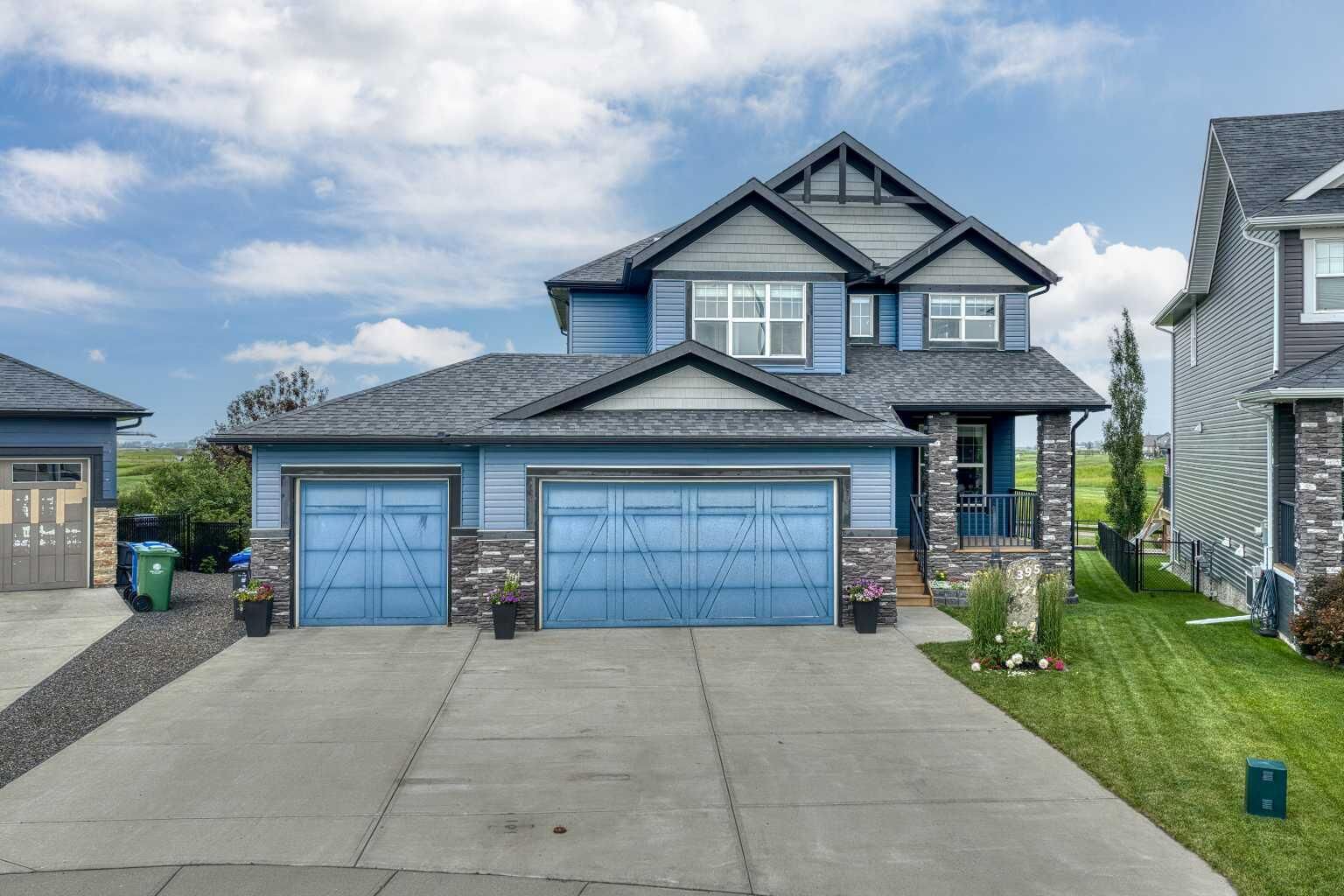 Property Photo:  395 Boulder Creek Bay SE  AB T0J 1X3 