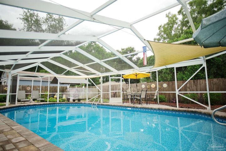 Property Photo: 3081 Whistler Dr FL 32503