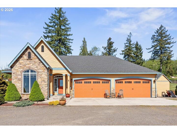 Property Photo:  204 Powder Hill Dr  WA 98625 