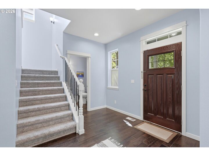Property Photo:  9118 N Haven Ave  OR 97203 